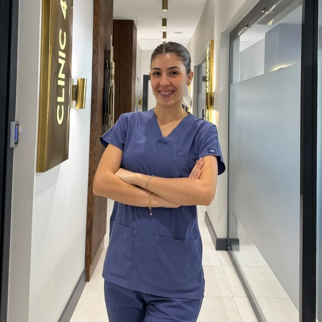 Ortodonti ve diş çekimi uzmanı İzmir Gaziemir Dent Notion kliniği diş hekimi